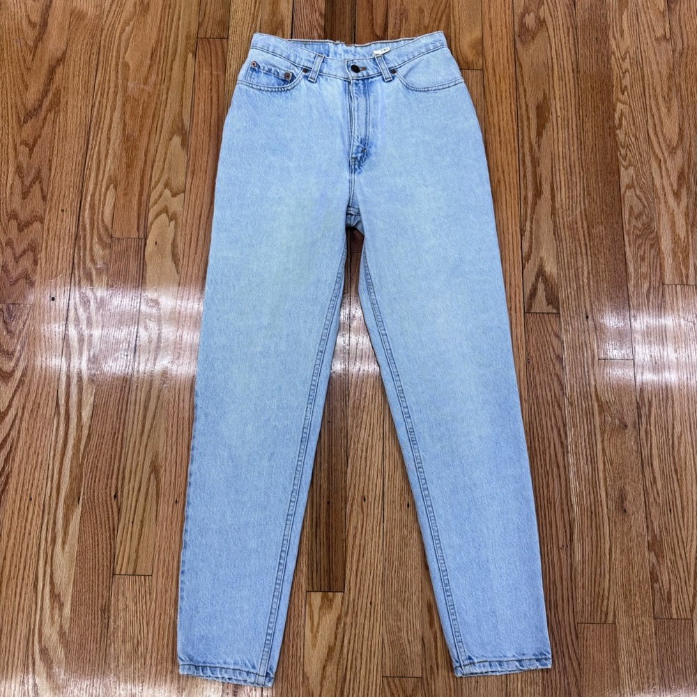 Vintage Levi’s 512 Slim Fit Tapered Leg Light Blue Jeans 1996 Womens DISTRESSED